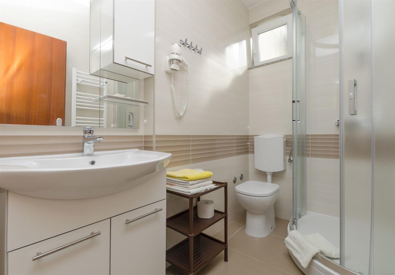 Apartments Karmela Primošten Zewnętrze zdjęcie